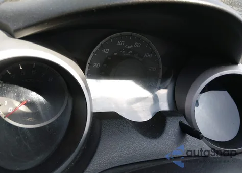 2011 Honda Fit Sport z USA, uszkodzony, nr VIN JHMGE8H59BC000898